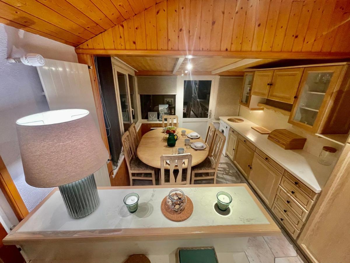 לייסין Chalet 4 Personnes Avec Sauna מראה חיצוני תמונה