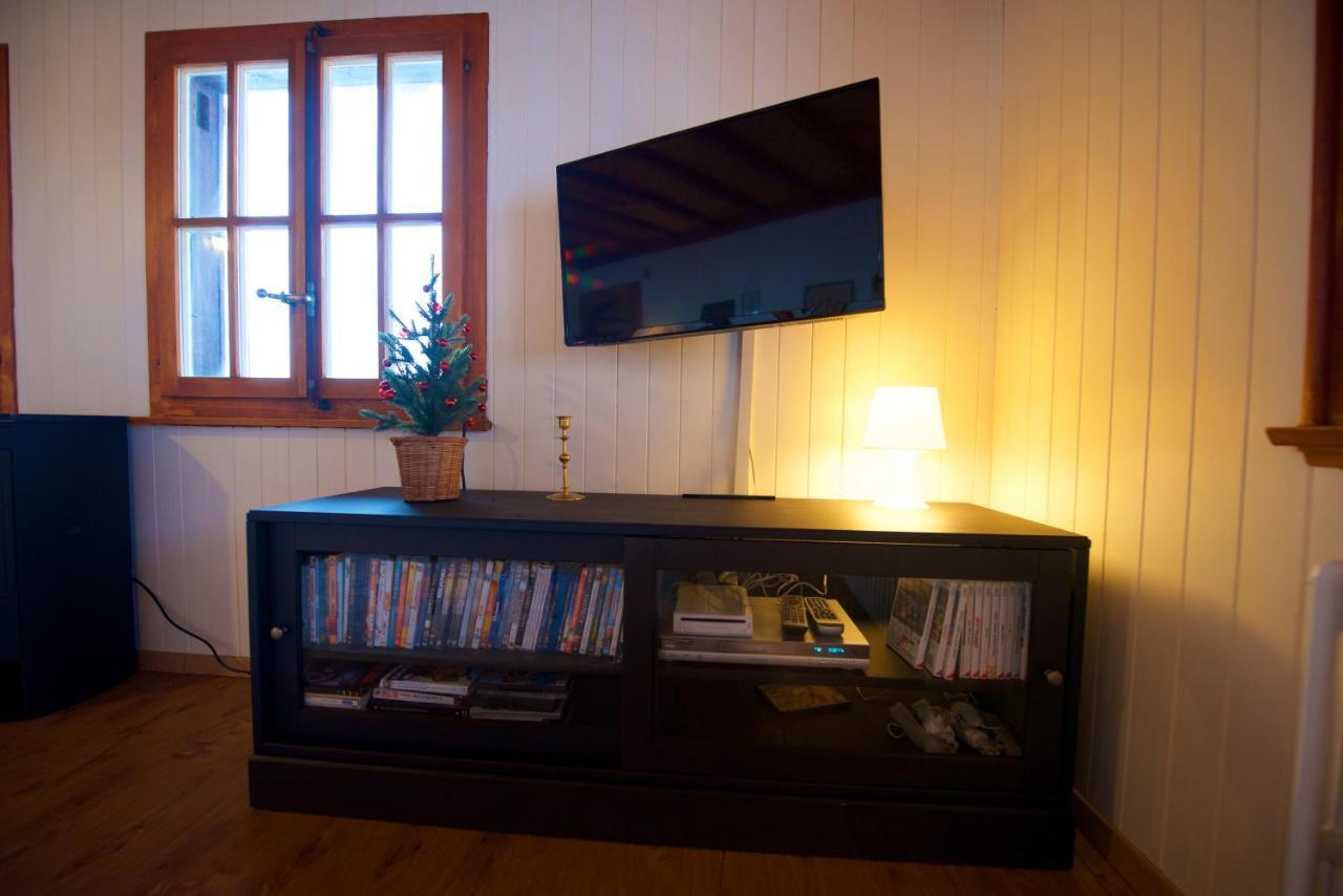 לייסין Chalet 4 Personnes Avec Sauna מראה חיצוני תמונה