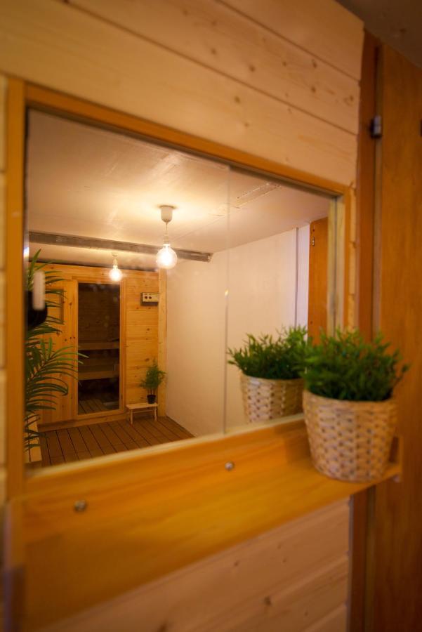 לייסין Chalet 4 Personnes Avec Sauna מראה חיצוני תמונה