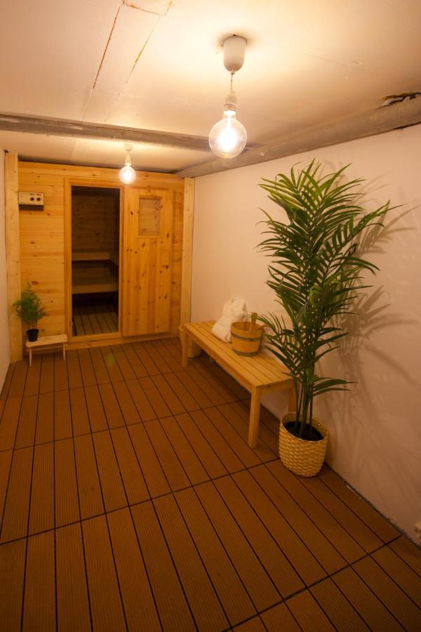 לייסין Chalet 4 Personnes Avec Sauna מראה חיצוני תמונה
