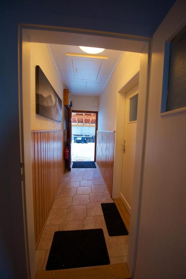לייסין Chalet 4 Personnes Avec Sauna מראה חיצוני תמונה